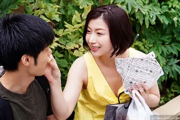 Tante Girang Ngajarin Anak Tetangga Pemalu Ngewe Sampe Kontolnya Nyut-Nyutan